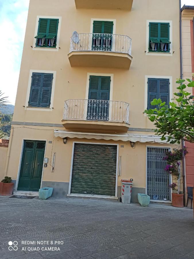 Appartamento Via Rezzano Vista Mare Bonassola Exteriör bild